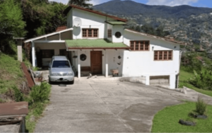 Lee más sobre el artículo CASA VENTA LA COLONIA TOVAR